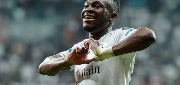 المدير الرياضي لـ بيشكتاش يوضح عبر في الجول حقيقة طلب استعارة الأهلي لـ موليكا