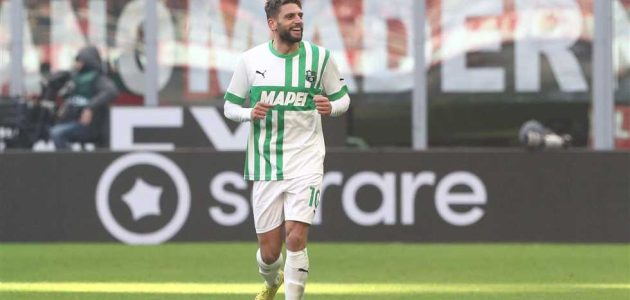 بخماسية على ملعبه.. ميلان يخسر من ساسولو ويقترب من توديع المربع الذهبي