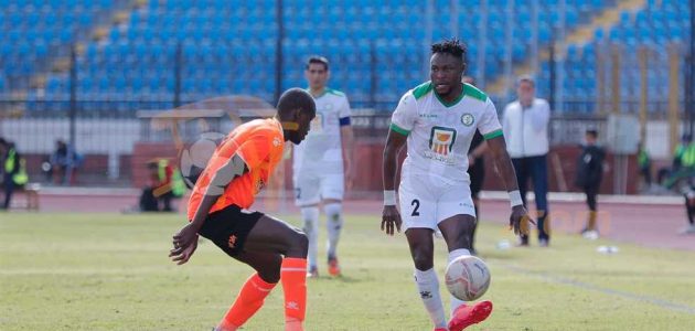 التشكيل – ثنائية هجومية لـ فاركو.. وباسم مرسي أساسي لأول مرة مع البنك