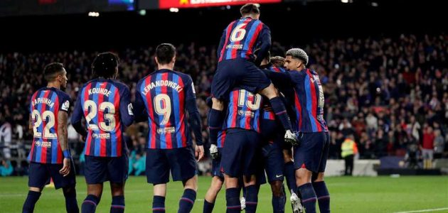 تشكيل برشلونة – عودة بالدي أمام فياريال.. وكيسي يعوض بوسكيتس في الوسط